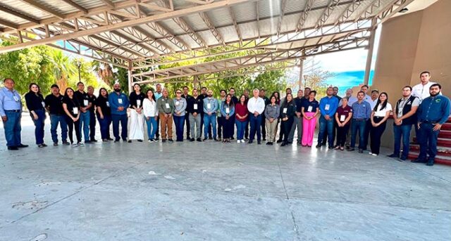 Clausuran en La Paz los trabajos