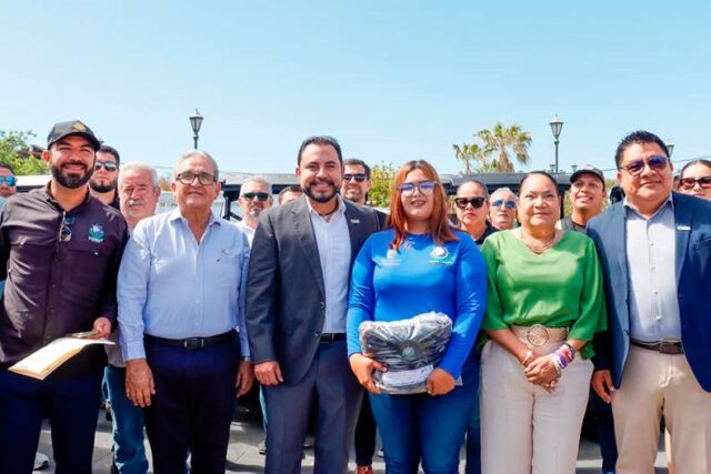 Entrega alcalde Christian Agúndez